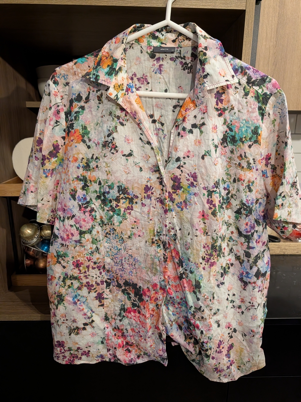 Eterna White Multi Floral Short-Sleeve Button-Up Blouse